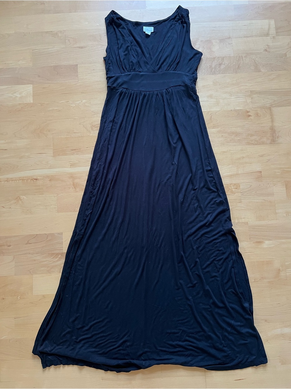 Caslon Black Sleeveless V-Neck Maxi Dress